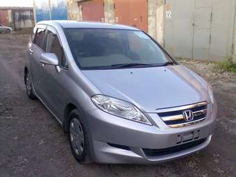 2004 Honda Edix Pictures