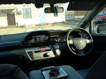 2004 Honda Edix Pictures