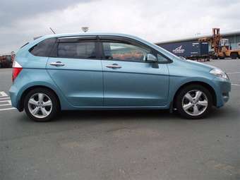 2004 Honda Edix Wallpapers