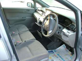 2004 Honda Edix Images