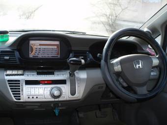 2004 Honda Edix Pictures