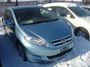 2004 Honda Edix Photos