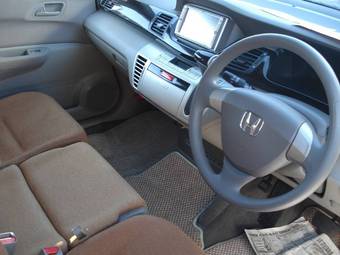 2004 Honda Edix Photos