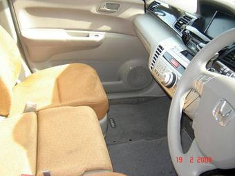 2004 Honda Edix Photos