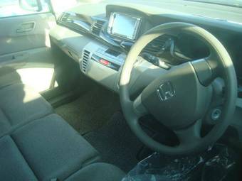 2004 Honda Edix Photos