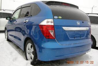 2004 Honda Edix Images