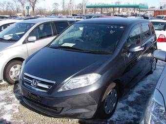 2004 Honda Edix Photos