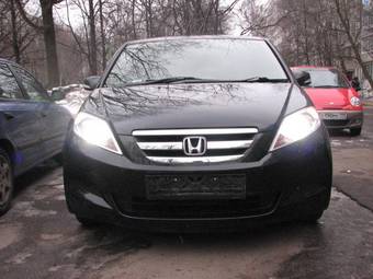 2004 Honda Edix Pictures