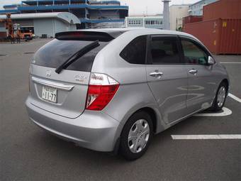 2004 Honda Edix Pics