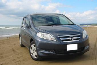 2004 Honda Edix Photos