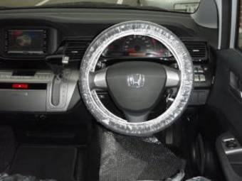 2004 Honda Edix Photos