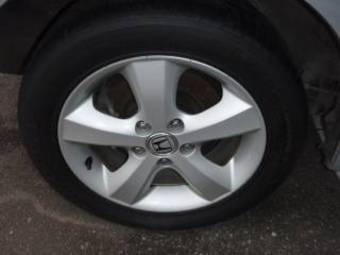 2004 Honda Edix Pictures