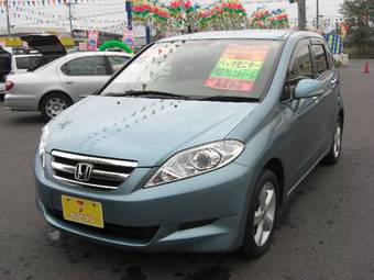 2004 Honda Edix Pictures