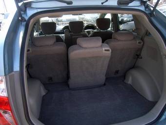 2004 Honda Edix Pictures