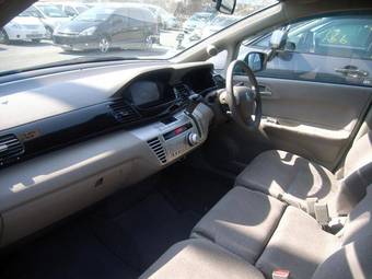 2004 Honda Edix Photos