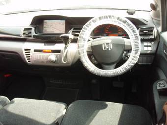 2004 Honda Edix Photos