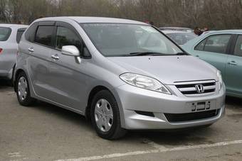 2004 Honda Edix Pictures