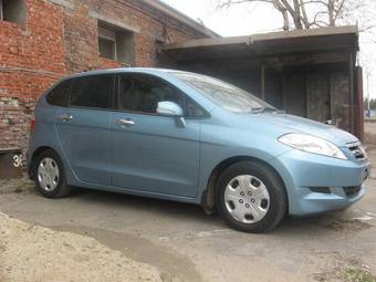 2004 Honda Edix Pictures