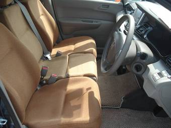 2004 Honda Edix Photos