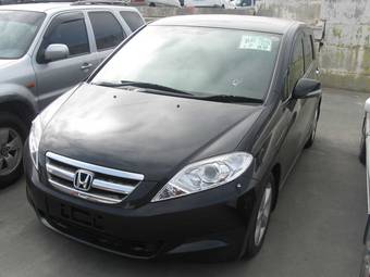 2004 Honda Edix Photos