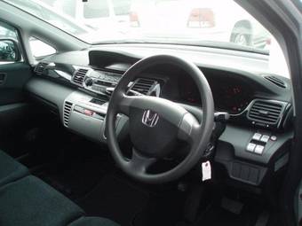 2004 Honda Edix Photos