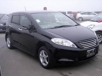 2004 Honda Edix Pictures
