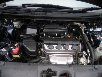 2004 Honda Edix Images