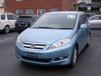 2004 Honda Edix Photos