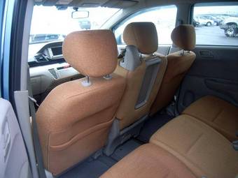 2004 Honda Edix Photos