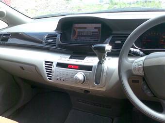 2004 Honda Edix Photos