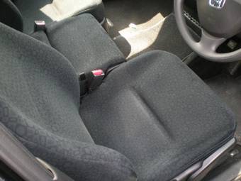 2004 Honda Edix Pictures