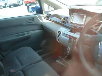2004 Honda Edix Photos
