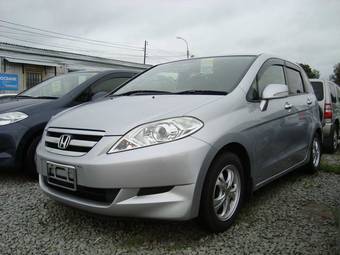 2004 Honda Edix Pictures