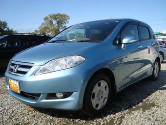 2004 Honda Edix Pictures