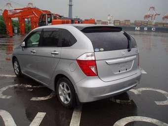 2005 Honda Edix Pictures