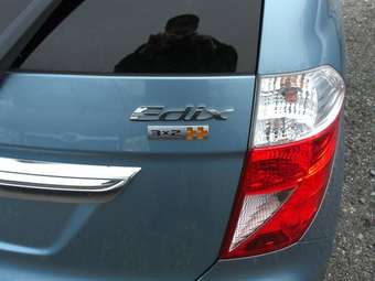 2005 Honda Edix Images