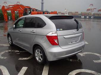2005 Honda Edix Pictures