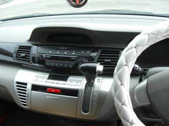 2005 Honda Edix Pics