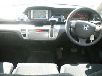 2005 Honda Edix Photos