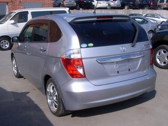 2005 Honda Edix Pictures