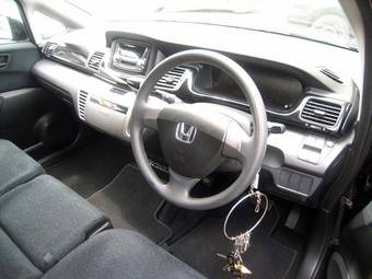 2005 Honda Edix Images