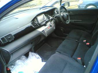 2005 Honda Edix Photos