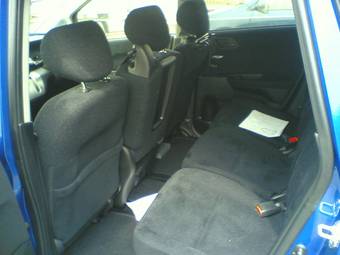 2005 Honda Edix Pictures