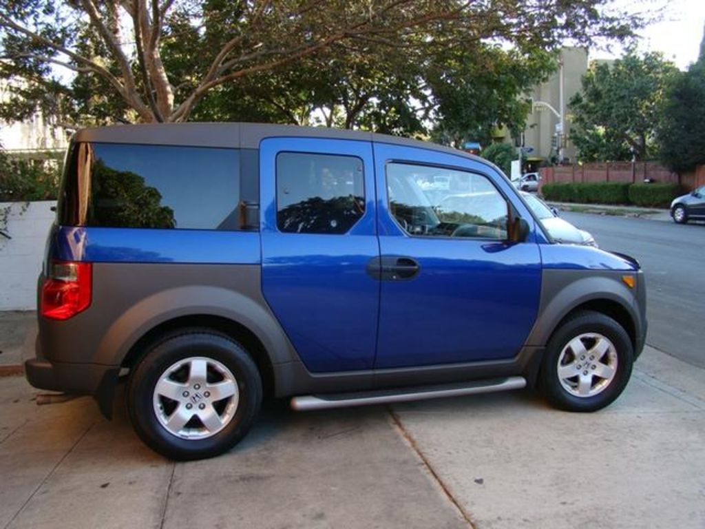 2004 Honda Element specs