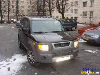 2004 Honda Element Photos