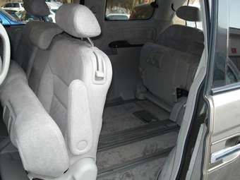 2004 Honda Elysion Pictures