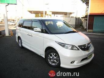 2004 Honda Elysion Pictures
