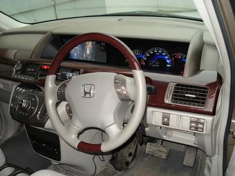 2004 Honda Elysion Pictures