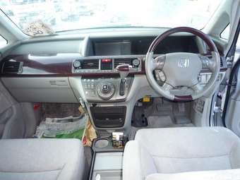 2005 Honda Elysion Pictures