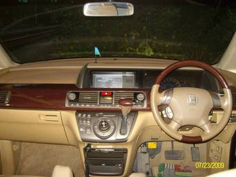 2005 Honda Elysion Photos